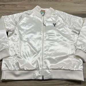 Nike Kobe Year of Mamba Insulated Bomber Jacket Satin Size XL-T HQ4695-133 $275